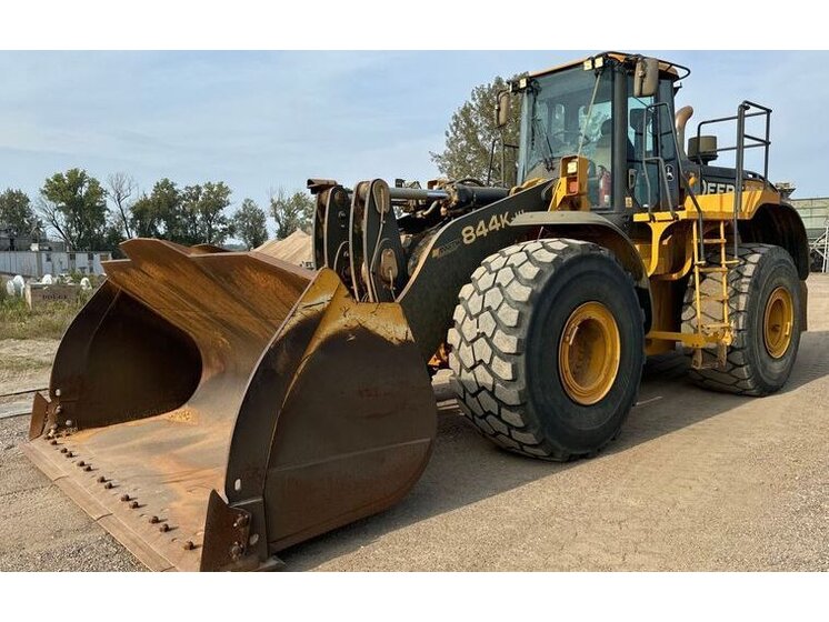2017 John Deere 844K-III